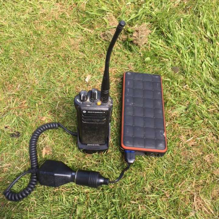 MSC Overland + 18Ah power bank charging 12 Motorola